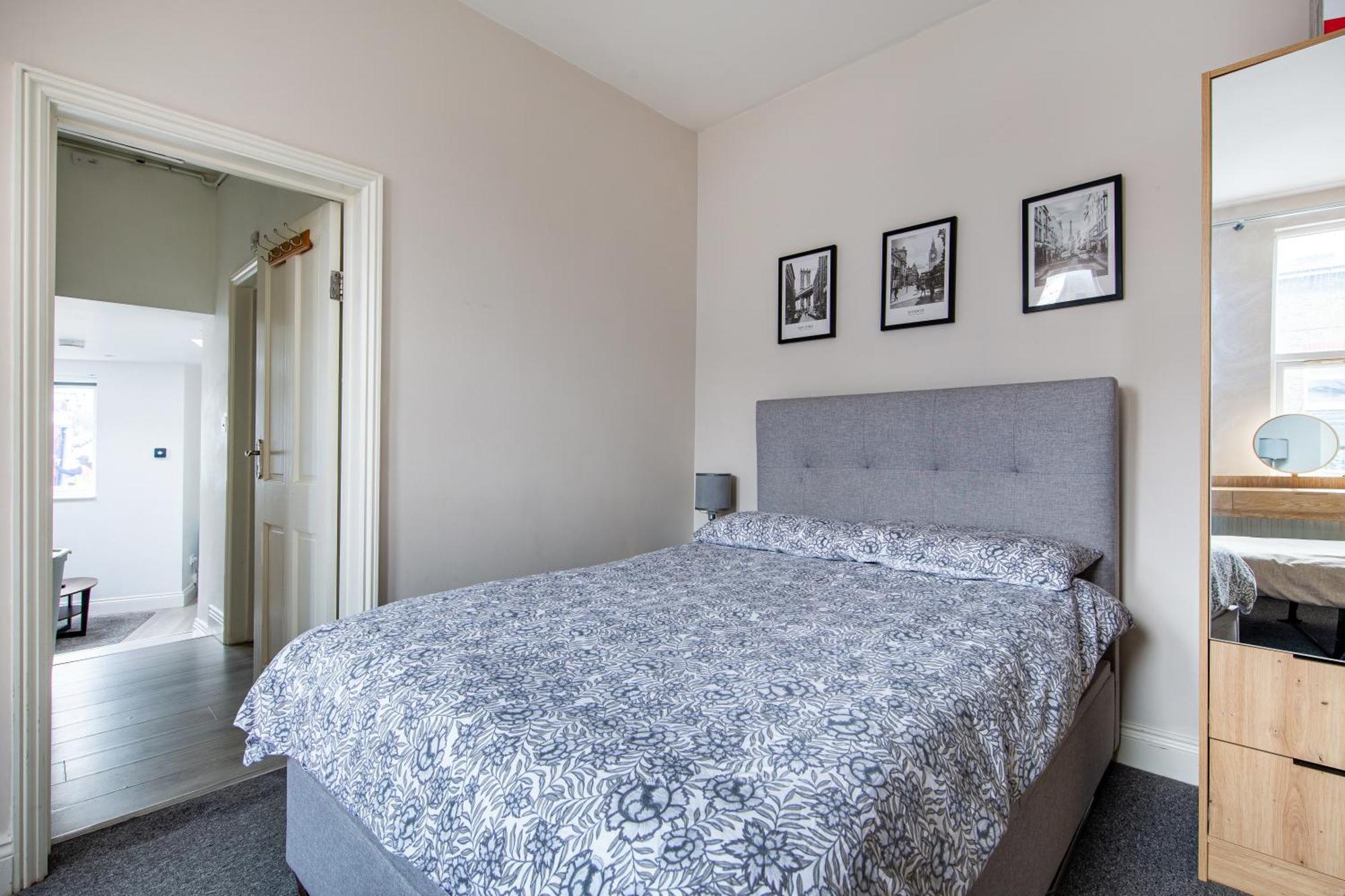 Cosy 1 Bed Apartment With Free Parking Close To Underground Station Zone 2 For Quick Access To Central London Up To 5 Guests Eksteriør billede